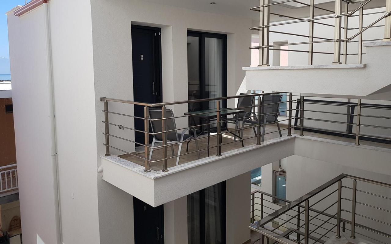 Appartement Sarti Holidays Extérieur photo